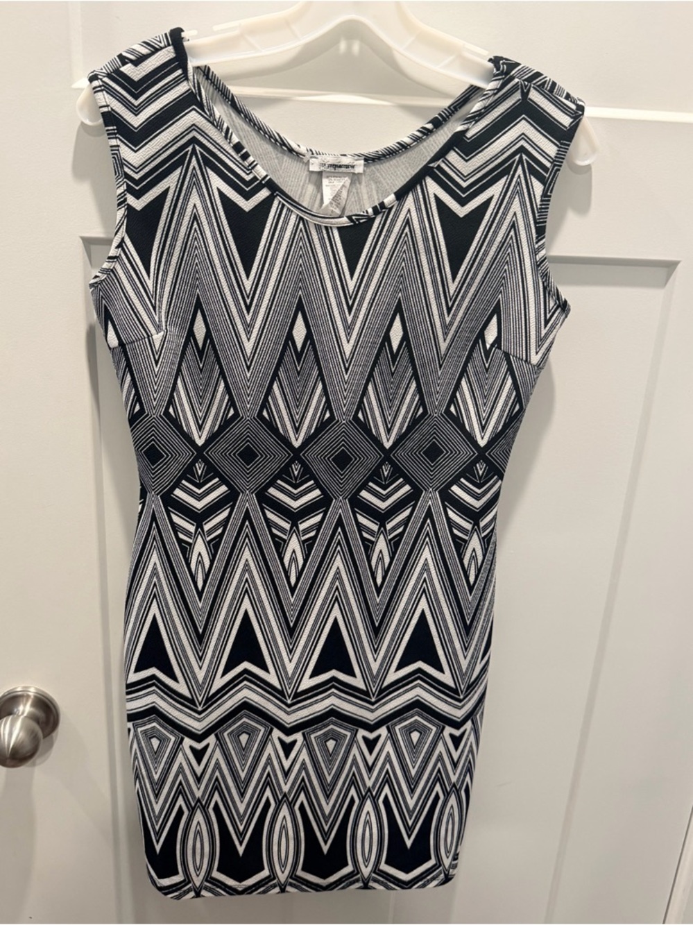 Irreplaceable Geometric Bodycon Dress Large Black White Sleeveless Stretch